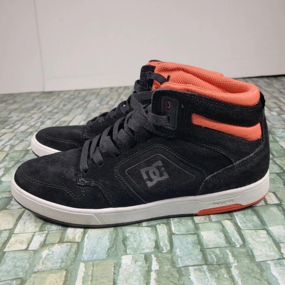 DC Shoes Nyjah High I Women's sz 7.5 Suede Black Coral - Picture 6 of 9